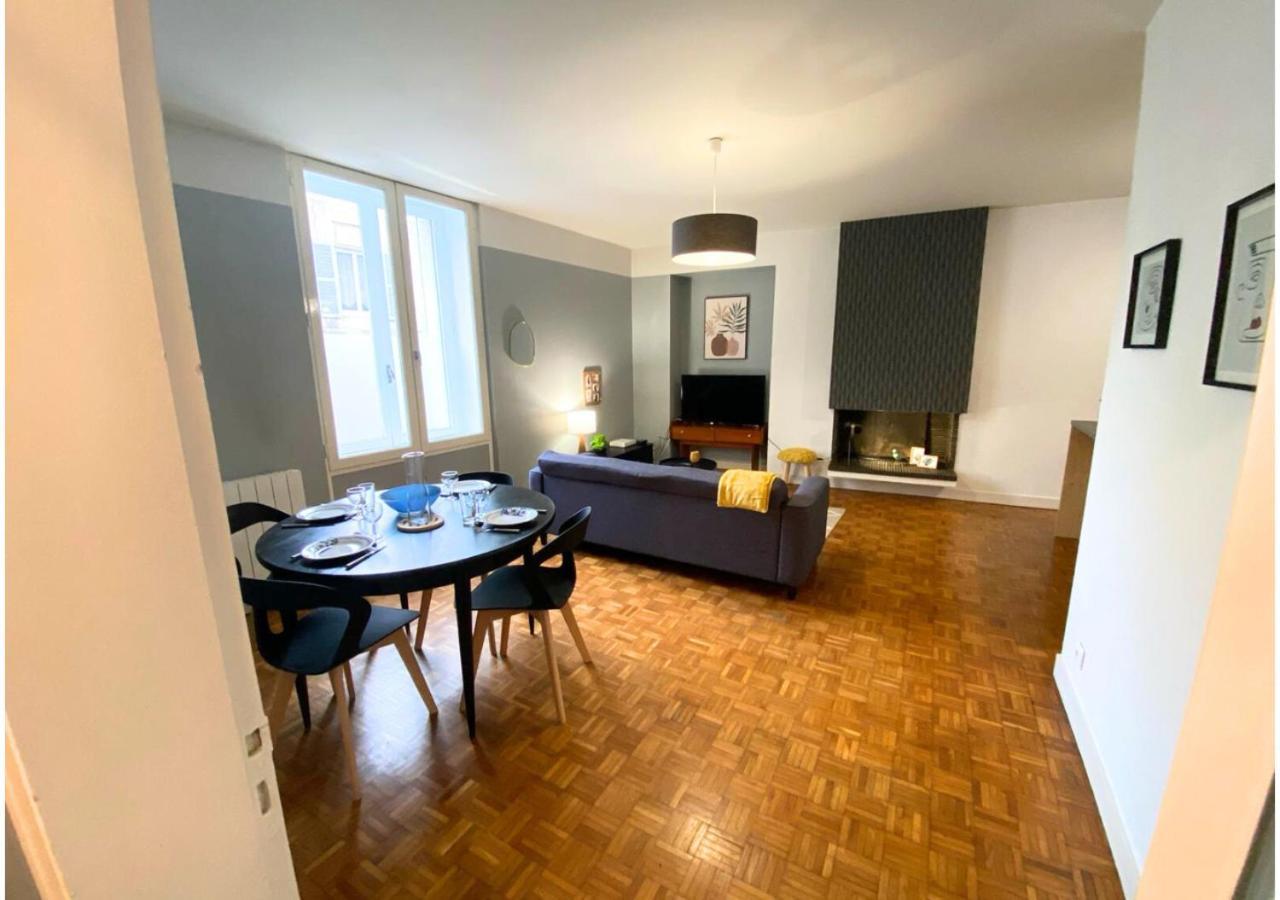 Le 107 - Poitiers - Chu - La Conciergerie. Lägenhet Exteriör bild